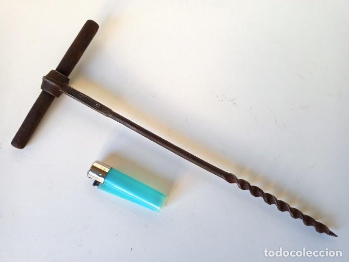 Antig&uuml;edades: Barrena para madera - Foto 1