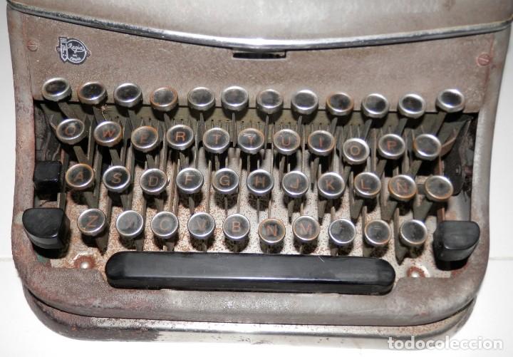 Antig&uuml;edades: MAQUINA DE ESCRIBIR DE LA MARCA REGIA - Foto 6
