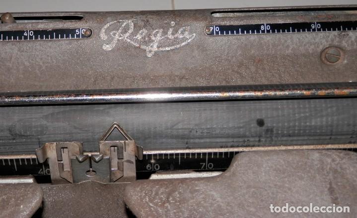 Antig&uuml;edades: MAQUINA DE ESCRIBIR DE LA MARCA REGIA - Foto 8