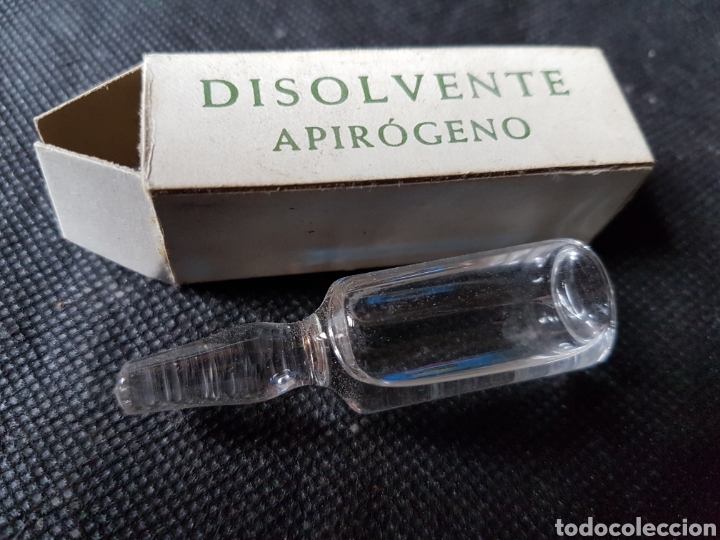 Antig&uuml;edades: Antiguo frasco medicamento Disolvente Apirogeno - Foto 1