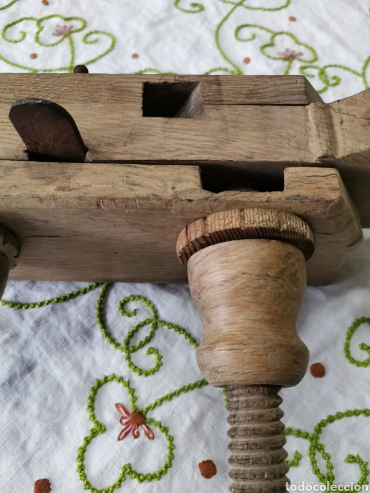 Antig&uuml;edades: Antiguo cepillo acanalador de carpintero - Foto 3