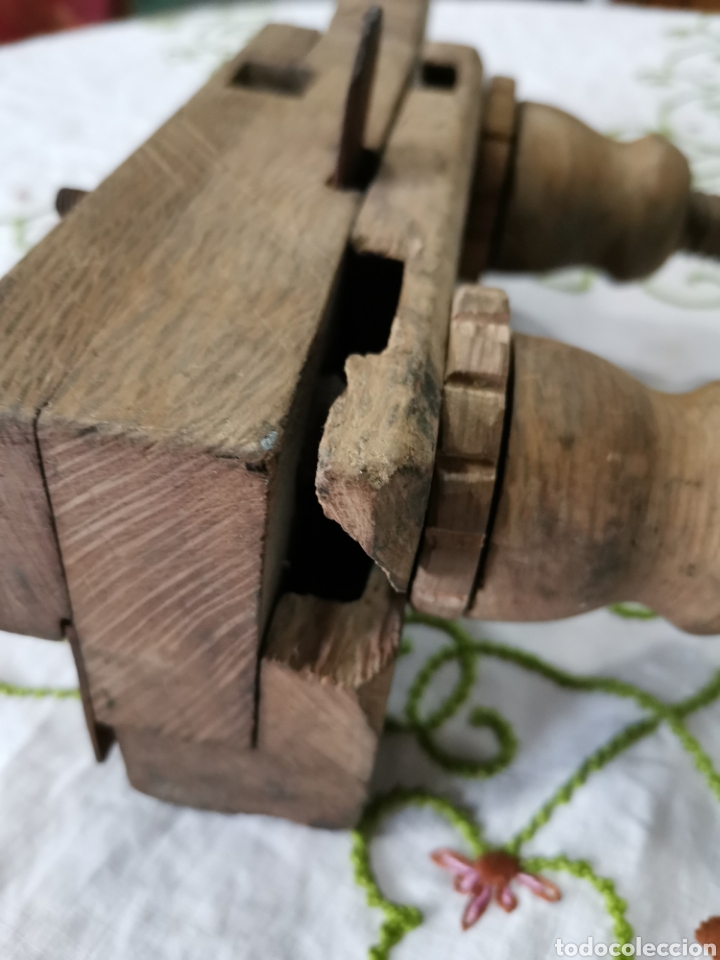Antig&uuml;edades: Antiguo cepillo acanalador de carpintero - Foto 4