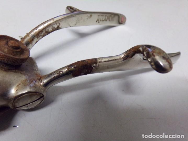 Antig&uuml;edades: ESTAMOS LIQUIDANDO. M&aacute;quina de cortar el pelo atlantic - Foto 5