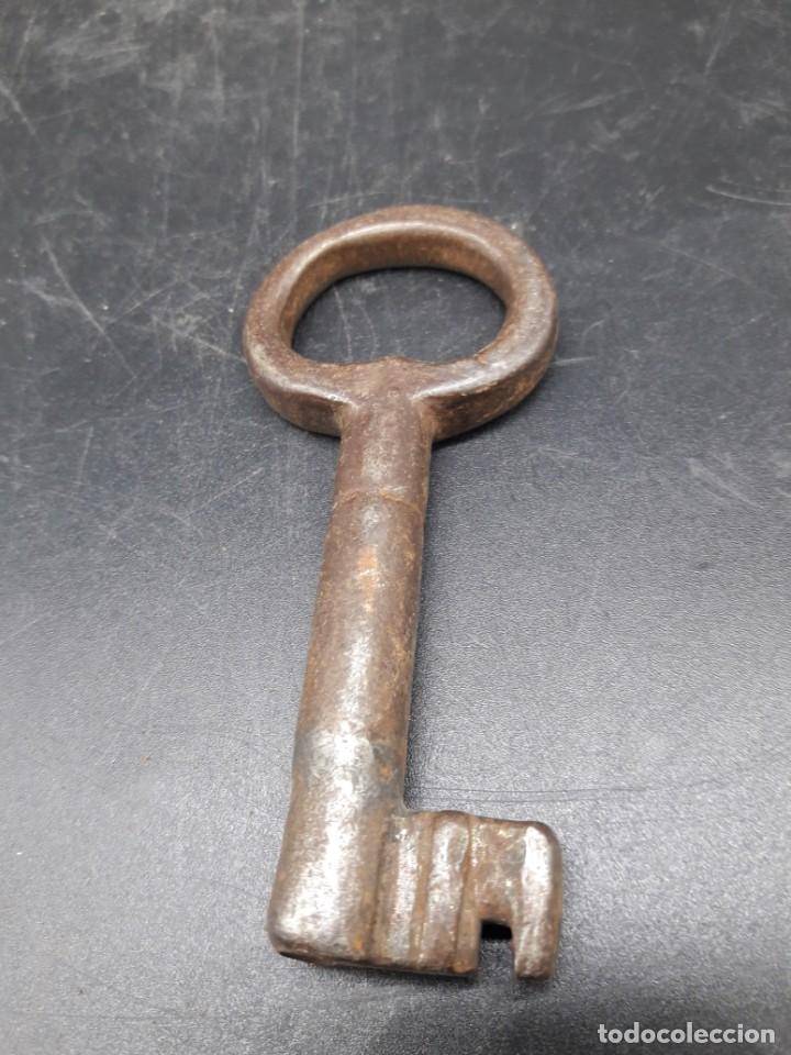 Antig&uuml;edades: Llave antigua - Foto 2