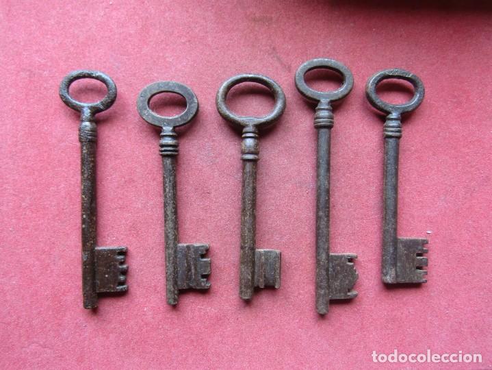 Antig&uuml;edades: Lote de 5 llaves Antiguas - Foto 2