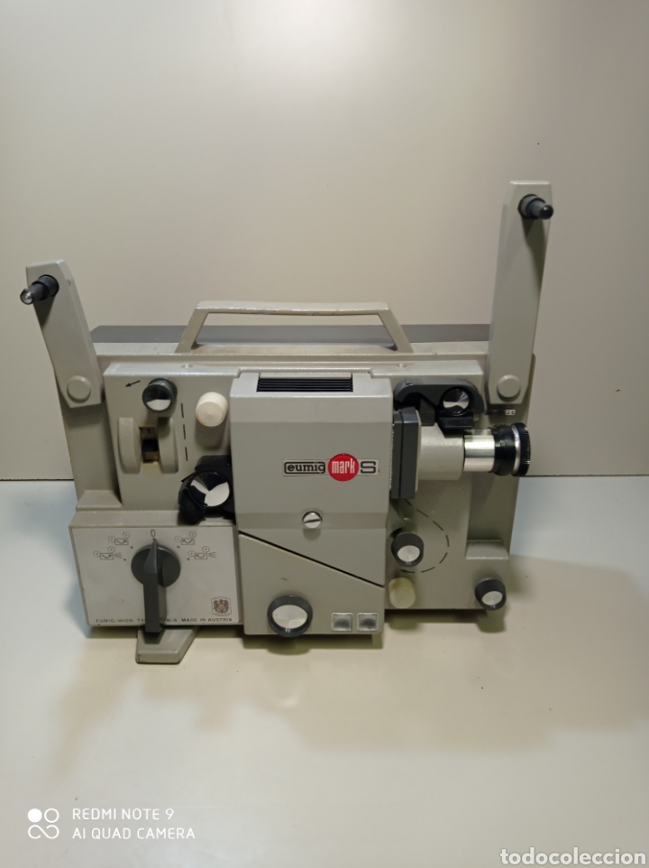 Antig&uuml;edades: Antiguo proyector de cine 8mm de la marca Eumig Mark S. - Foto 3