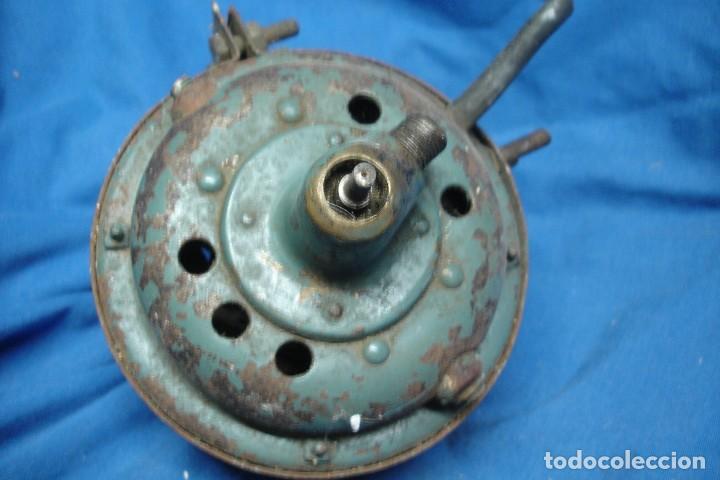 Antig&uuml;edades: ANTIGUO Y RARO MOTOR - FUNCIONA - Foto 3