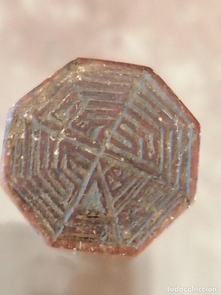 Antig&uuml;edades: ESTUCHE CON SELLO KOREANO Y RECIPIENTE CON LACRE ROJO - Foto 19