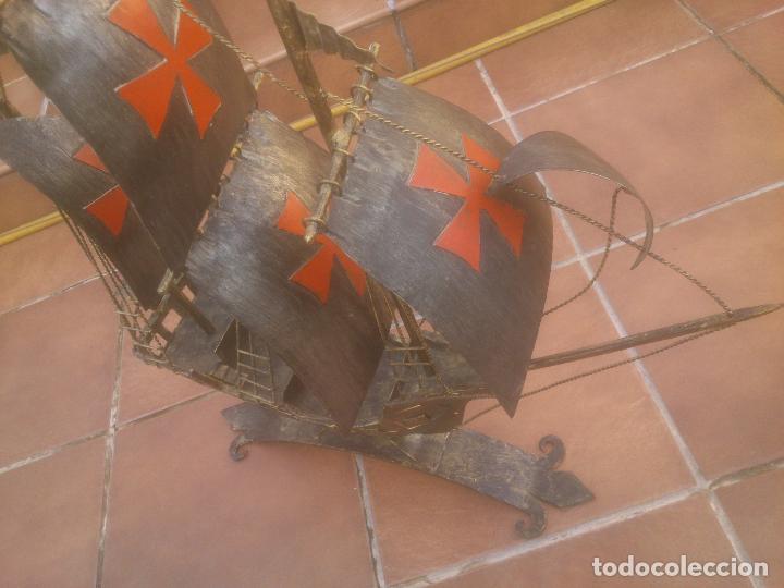 Antigüedades: IMPORTANTE TRABAJO BARCO, CARABELA SANTA MARIA FORJADO Y PINTADO - Foto 6 - 238340210