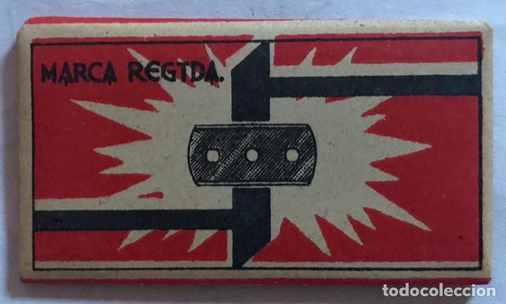 Antig&uuml;edades: CUCHILLA DE AFEITAR HOJA MARCA REGISTRADA - Foto 2