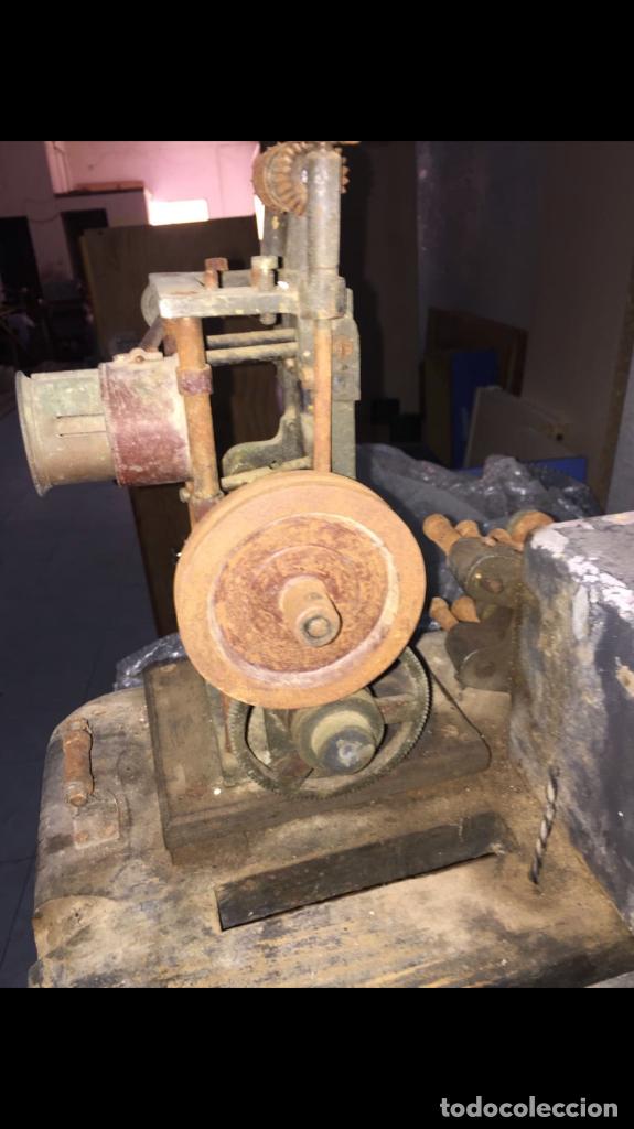 Antig&uuml;edades: PROYECTOR CINE PATHE - Foto 4