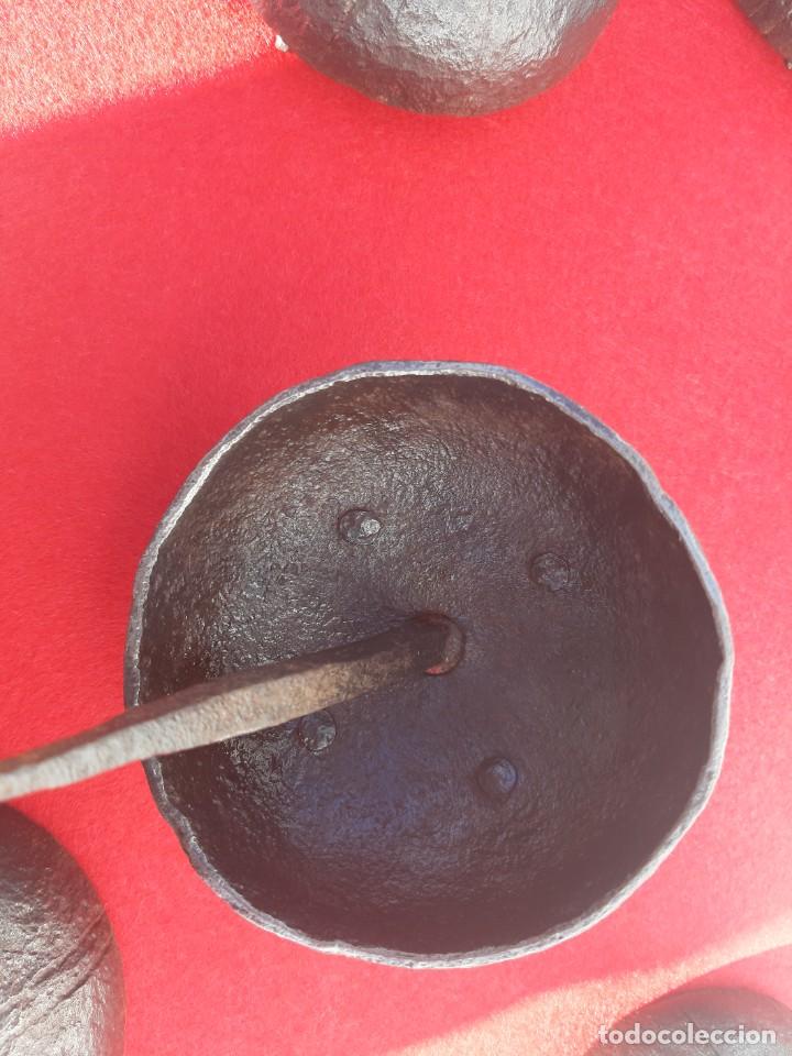 Antig&uuml;edades: Clavos de forja grandes - Foto 3