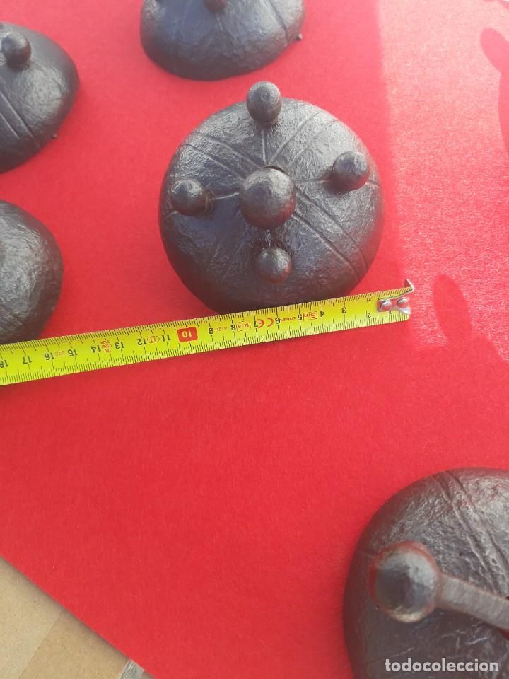 Antig&uuml;edades: Clavos de forja grandes - Foto 4