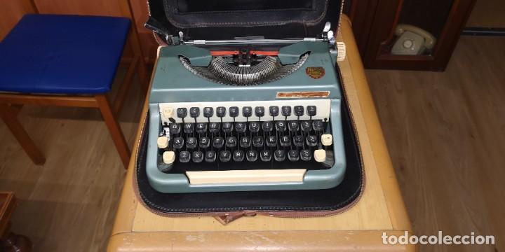 Antig&uuml;edades: Maquina escribir M.FLOOD LTD - Foto 1