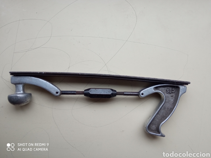 Antig&uuml;edades: CEPILLO DE METAL - Foto 3