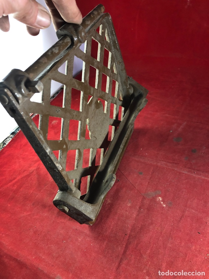 Antig&uuml;edades: Puerta antigua de chimenea - Foto 2