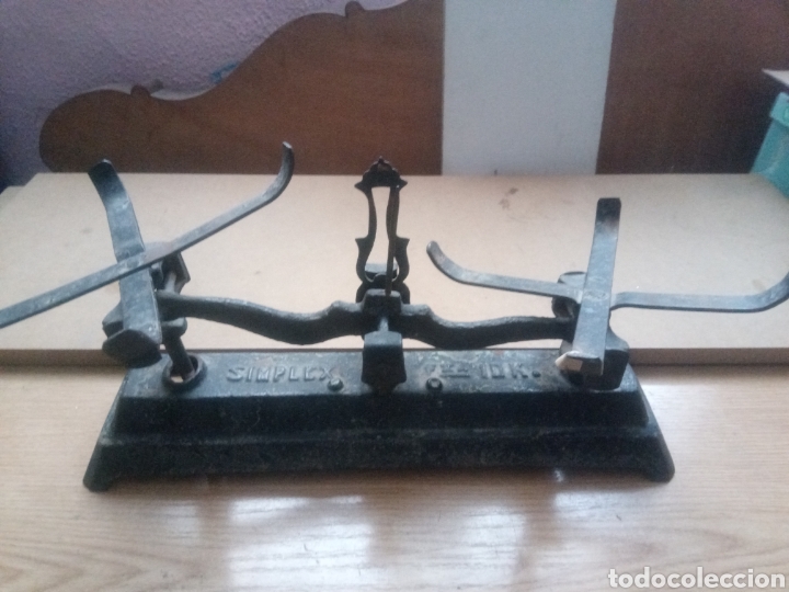 Antig&uuml;edades: Balanza - Foto 1