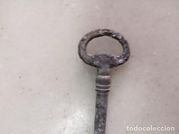 Antig&uuml;edades: ANTIGUA LLAVE MUY RARA 10 CM - Foto 3