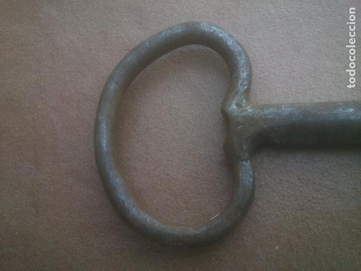Antig&uuml;edades: ANTIGUA GRAN LLAVE - Foto 2