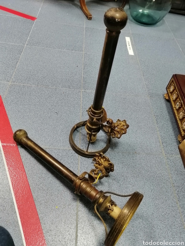 Antig&uuml;edades: Dos apliques bronce y lat&oacute;n - Foto 1