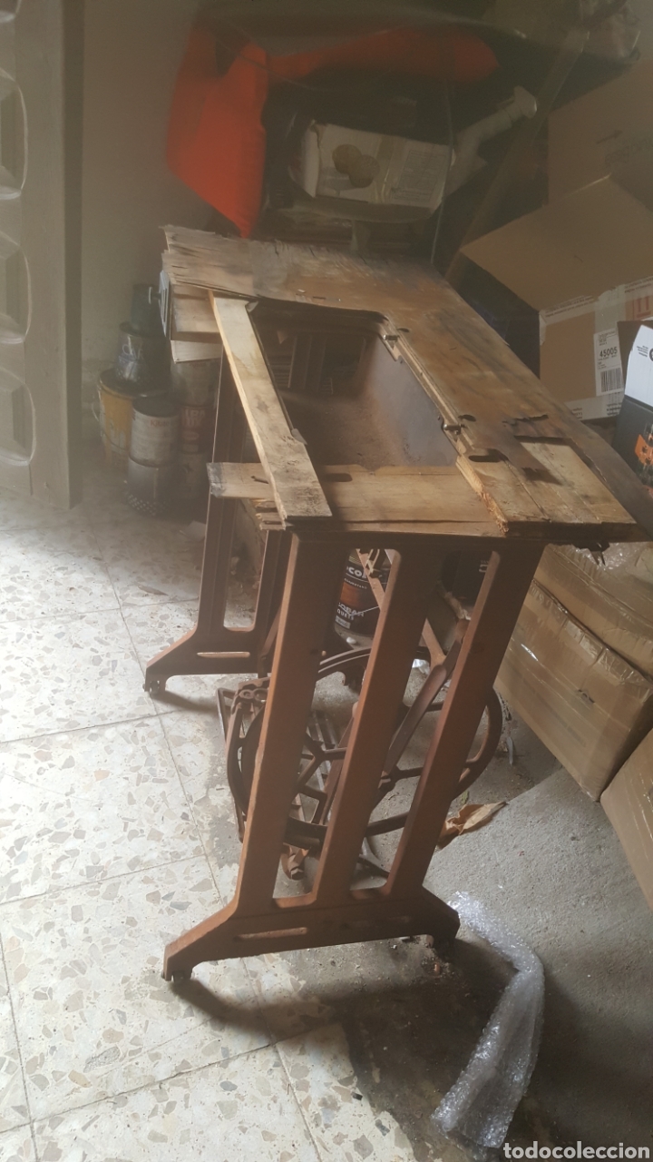 Antig&uuml;edades: ANTIGUO PIE DE MAQUINA DE COSER MARCA ALFA - Foto 2