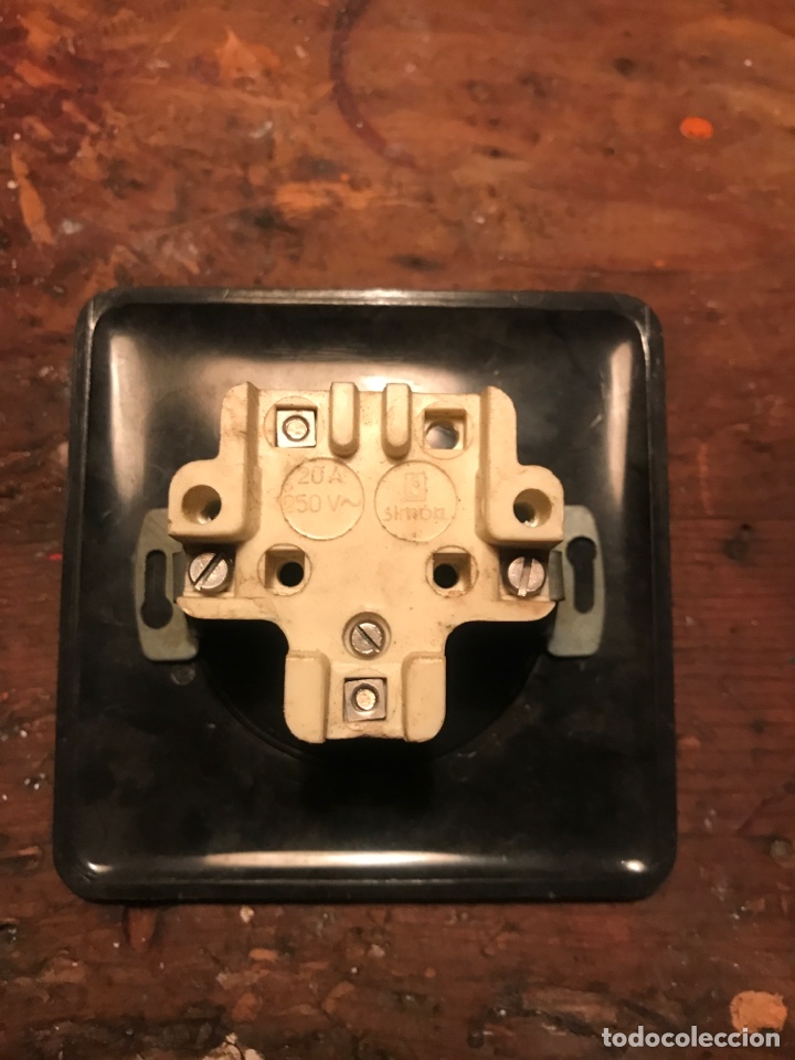 Antig&uuml;edades: Antiguo interruptor - Foto 2