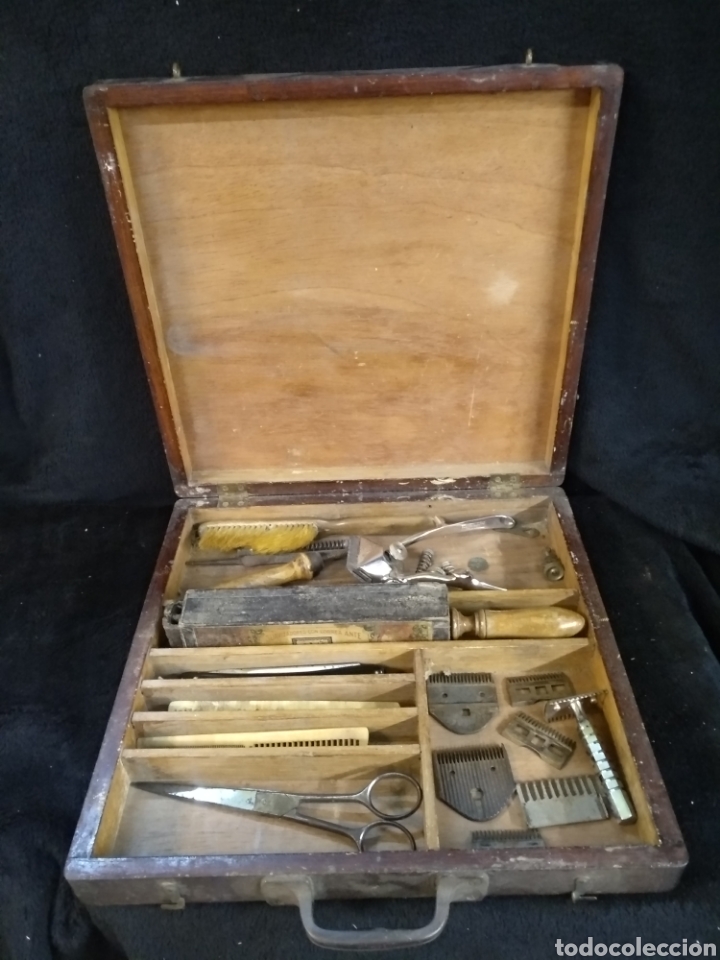 Antig&uuml;edades: Antiguo Malet&iacute;n de barbero, con complementos - Foto 2