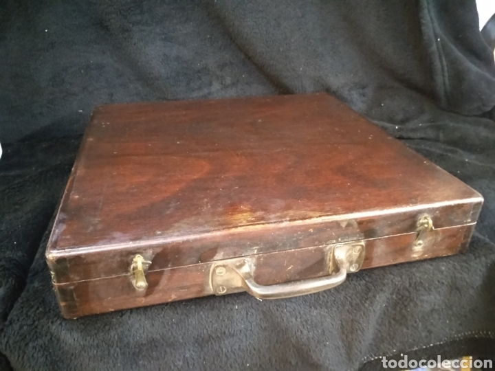 Antig&uuml;edades: Antiguo Malet&iacute;n de barbero, con complementos - Foto 3