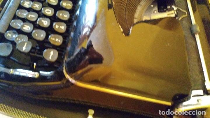 Antig&uuml;edades: MAQUINA DE ESCRIBIR ERIKA - Foto 4