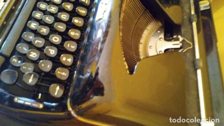 Antig&uuml;edades: MAQUINA DE ESCRIBIR ERIKA - Foto 5
