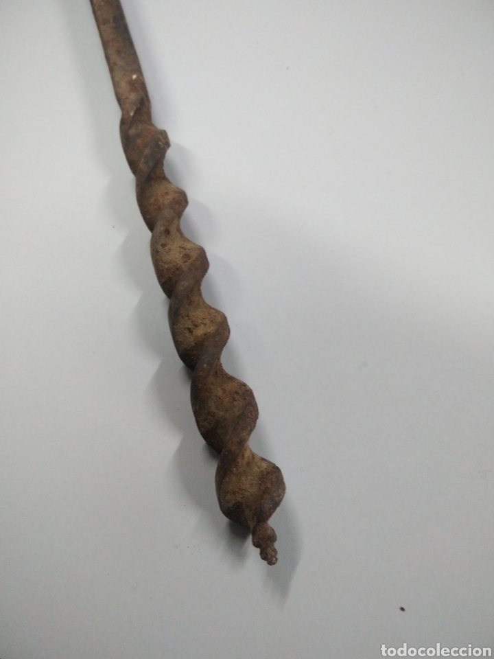 Antig&uuml;edades: Antigua broca taladro manual de Carpintero 42cm - Foto 2