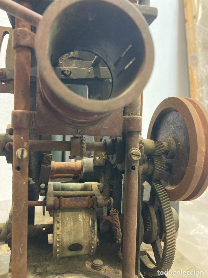 Antig&uuml;edades: PROYECTOR CINE PATHE - Foto 7
