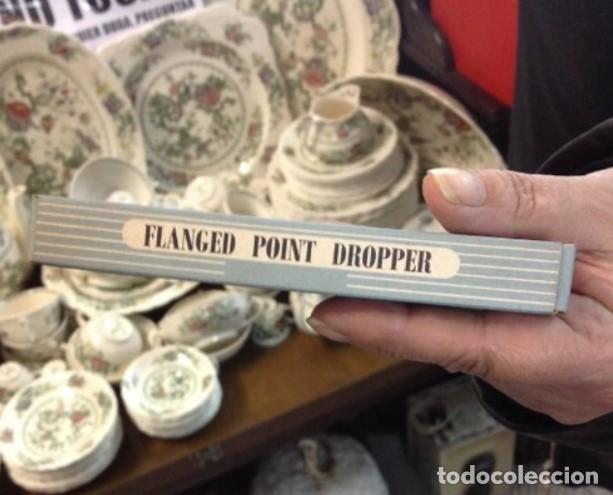 Antig&uuml;edades: FLANGED POINT DROPPER..* BOOTS* GOTERO - Foto 1