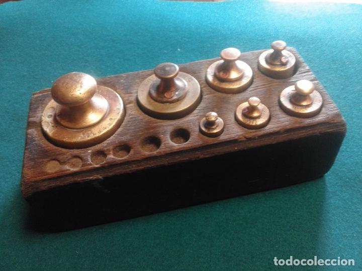 Antig&uuml;edades: ANTIGUA TABLA DE PESAS - Foto 1