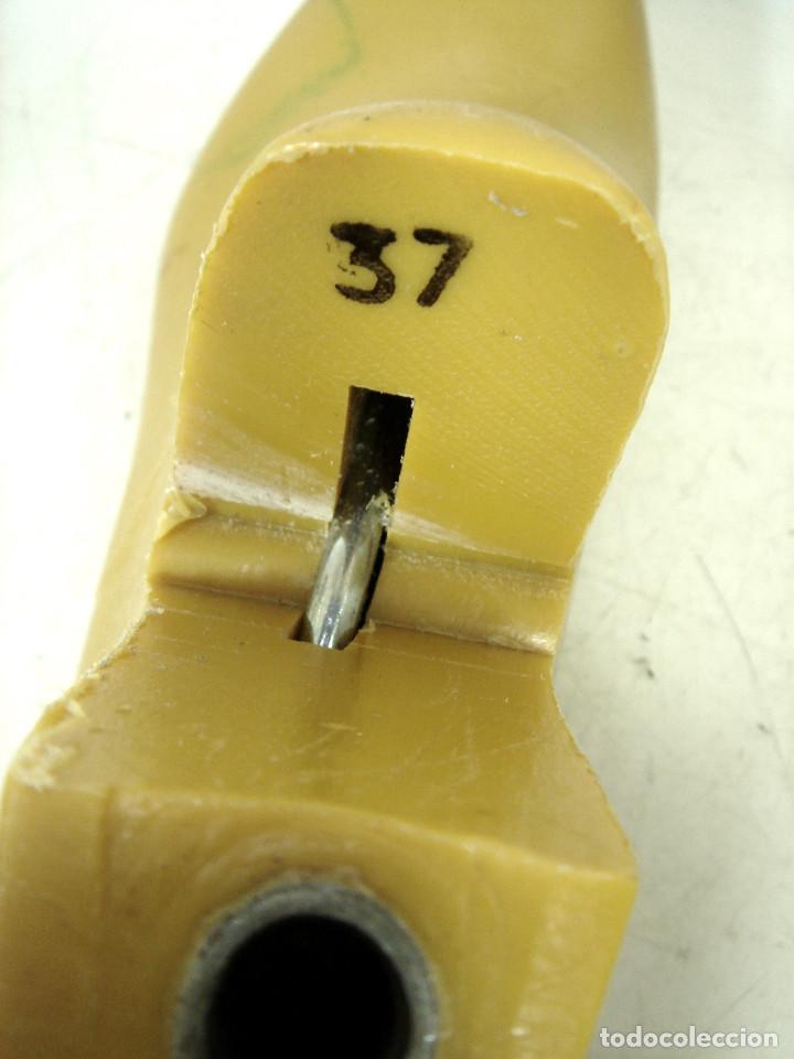 Antig&uuml;edades: ORMA DE ZAPATO - MAPRKAL - PLASTICO BOTA - Foto 7