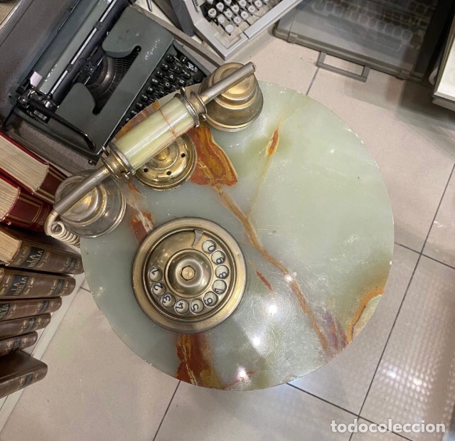 Tel&eacute;fonos: Tel&eacute;fono antiguo en mesa de m&aacute;rmol 1950 - Foto 4