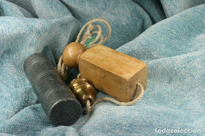 Antig&uuml;edades: Plomada completa construcci&oacute;n. Cabeza roscada. S.XX. Plumb bob complete construction. Threaded head - Foto 2