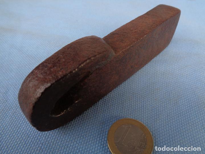 Antig&uuml;edades: ANTIGUA PESA PONDERAL DE FORJA - Foto 2