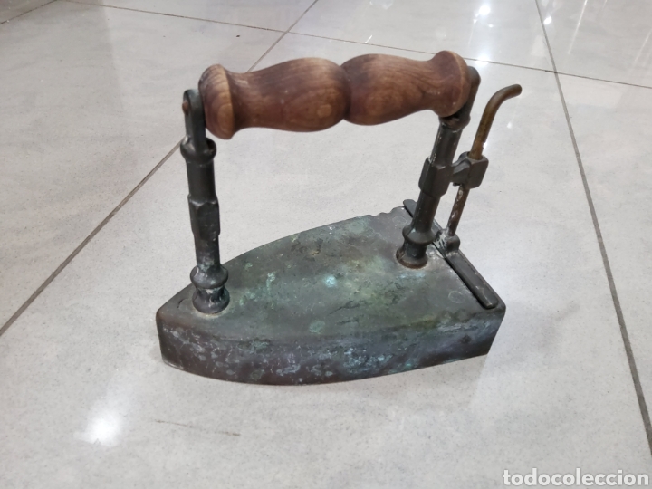 Antig&uuml;edades: Plancha antigua - Foto 1