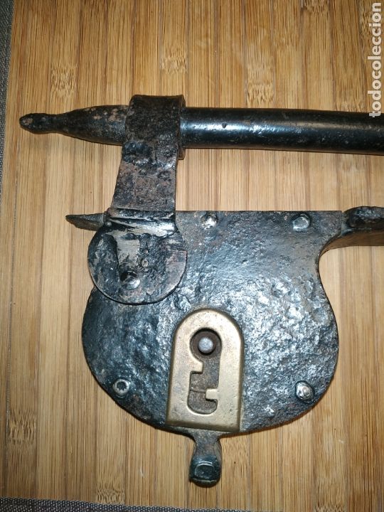 Antig&uuml;edades: Candado forja y remaches - Foto 10
