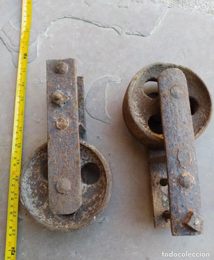 Antig&uuml;edades: Ruedas de hierro forjado - Foto 2
