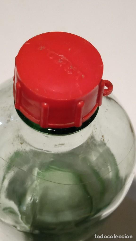 Antig&uuml;edades: BOTELLA DE CRISTAL AGUA OXIGENADA - Foto 2