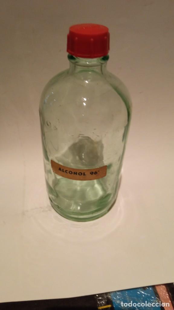 Antig&uuml;edades: BOTELLA DE CRISTAL AGUA OXIGENADA - Foto 5