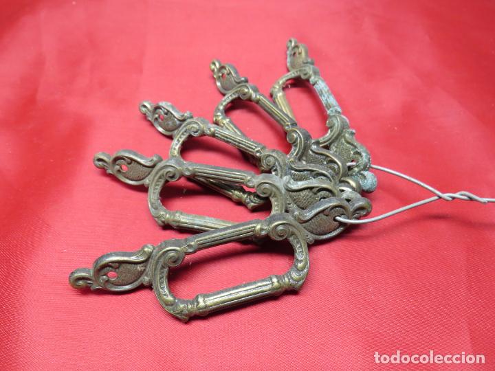 Antig&uuml;edades: LOTE 5 TIRADORES - Foto 1