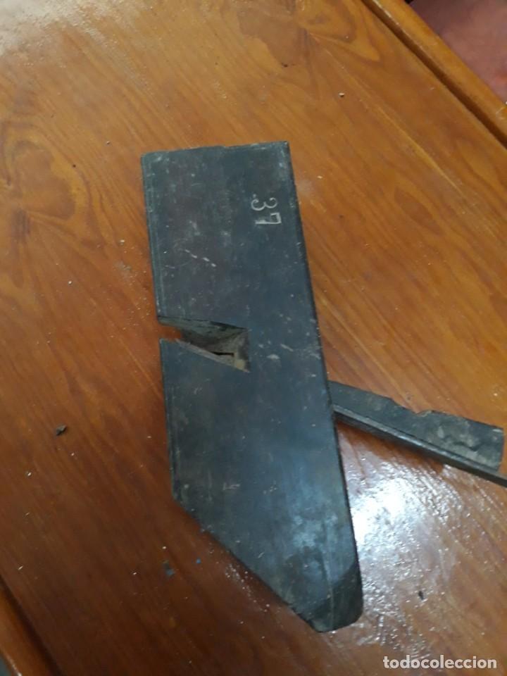 Antig&uuml;edades: RARO CEPILLO DE CARPINTERIA 2 CUCHILLAS - Foto 1