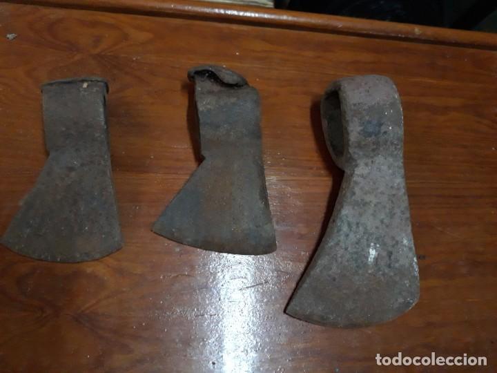 Antig&uuml;edades: LOTE DE 3 CABEZAS DE HACHA..ANTIGUAS - Foto 1