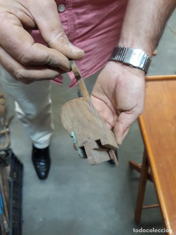 Antig&uuml;edades: CEPILLO MOLDURAS.HERRAMIENTA CARPINTERIA - Foto 4
