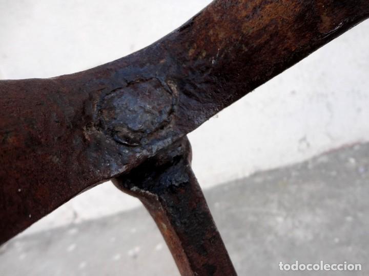 Antig&uuml;edades: Morillo antiguo de forja para chimenea referencia 10 - Foto 7