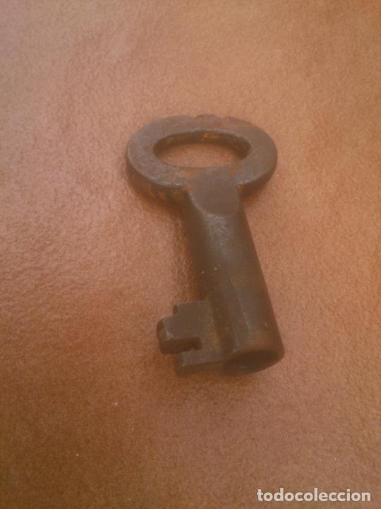 Antig&uuml;edades: ANTIGUA LLAVE HIERRO FORJADO DE COFRE. - Foto 3