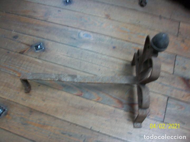 Antig&uuml;edades: ANTIGUO MORILLO DE CHIMENEA - Foto 5